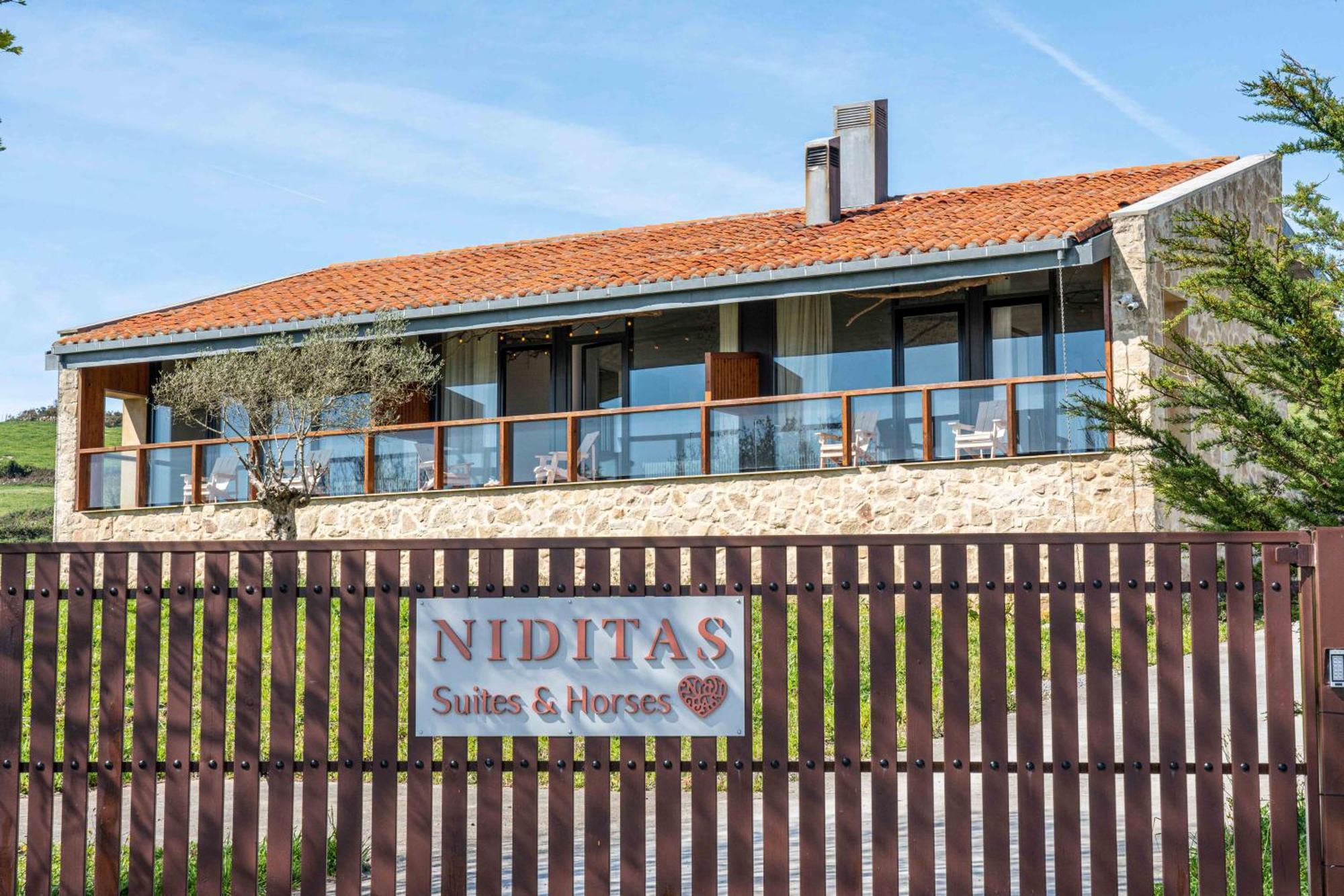 Suites Niditas Yuso Exterior foto